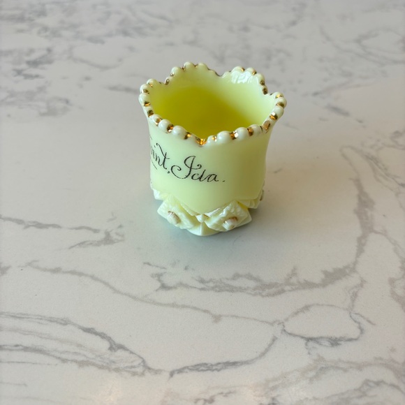 Antique Glass Diamond Peg Pattern souvenir toothpick holder - Picture 4 of 8